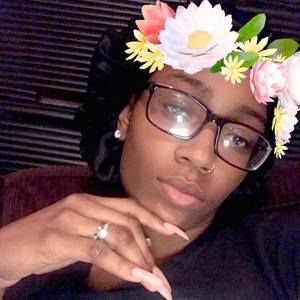 Meet your Posher, Shawntanaya